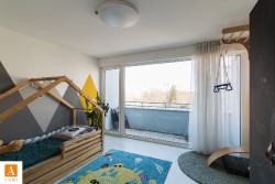 acredit_pracska-p10_230228_L8A6596_mid